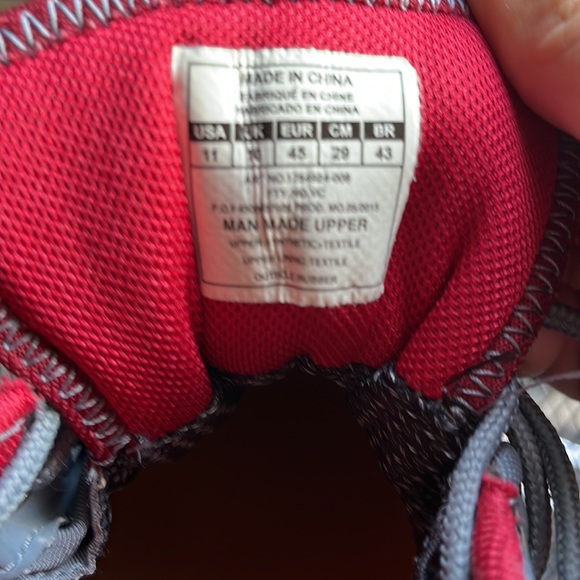 Under Amour hiking boots size 11 - Picture 4 of 6